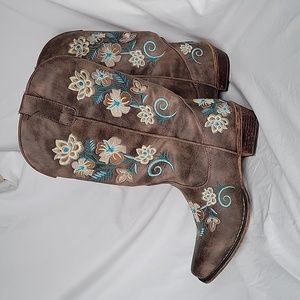 Roper Embroidered Western Boot